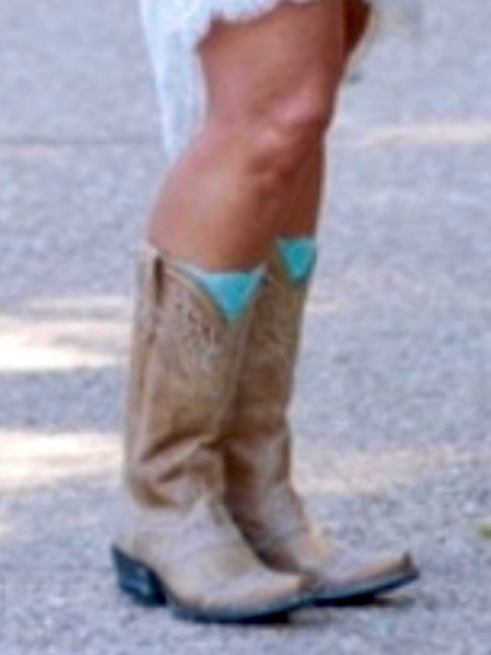 Ladies lace boot cuffs (3 pairs). These are great to wear as an accent! New